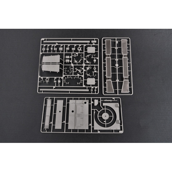 Trumpeter 00921 Сборная модель танка Pzkpfw IV Ausf J (1:16)